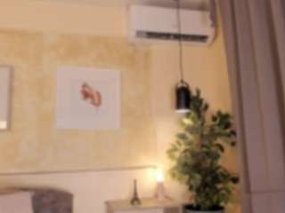 mia-crawford webcam