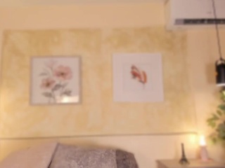 mia-crawford webcam