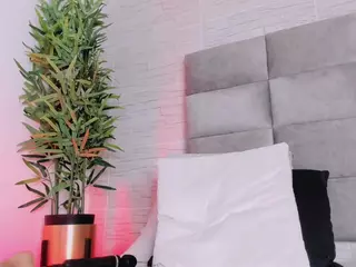 Mia-crawford's Live Sex Cam Show