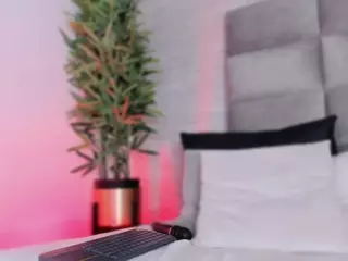 Mia-crawford's Live Sex Cam Show