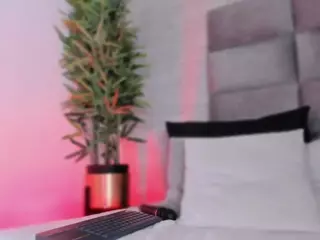 Mia-crawford's Live Sex Cam Show