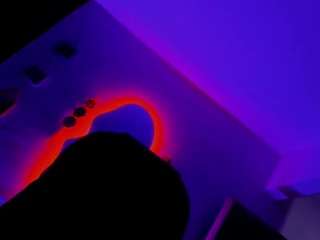 beautiful oriana live cam preview