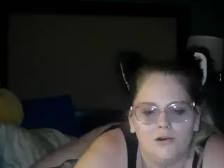 MysticLyn's Live Sex Cam Show