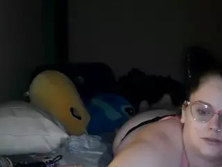 MysticLyn's Live Sex Cam Show