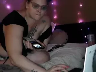 MysticLyn's Live Sex Cam Show