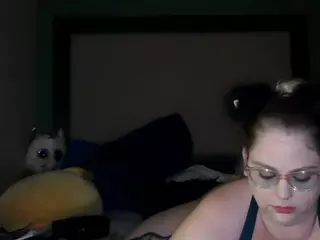 MysticLyn's Live Sex Cam Show