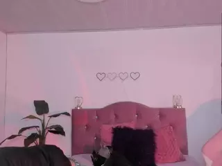 pau-tay's Live Sex Cam Show