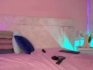 veronicamartin Live Webcam on CamSoda