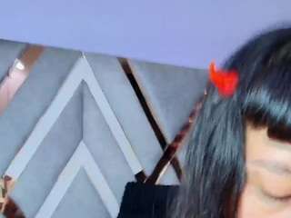NaughtyKittenm