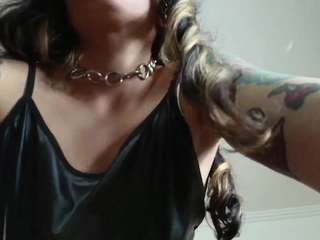  naughtykittenm chat room