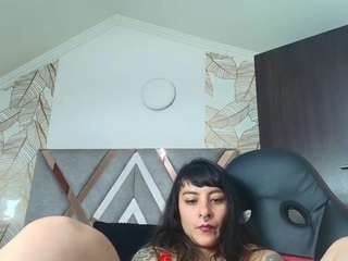 naughtykittenm live cam profile