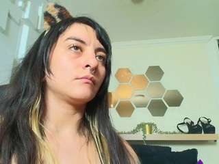 naughtykittenm Messy live webcam