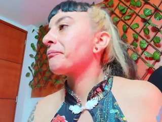 naughtykittenm webcam