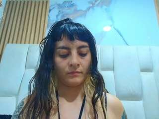 naughtykittenm Live Webcam on CamSoda