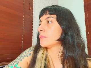 Live stream of naughtykittenm