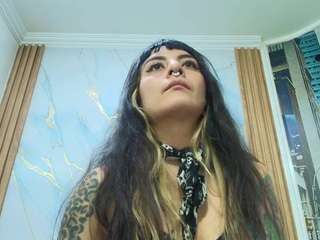 naughtykittenm live webcam show