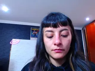 NaughtyKittenm's Live Sex Cam Show