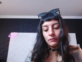 NaughtyKittenm's Live Sex Cam Show