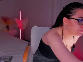 SelenaaSky's Live Sex Cam Show