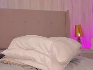 Kayla Rossi live cam preview