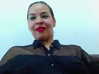 LizethBels's Live Sex Cam Show