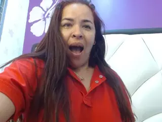 Live cam show with LizethBels - Mature on WildCum