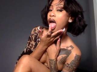 trinityteighlour Sex Cam Show
