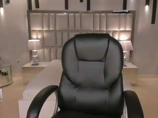 alyssadean's CamSoda show and profile