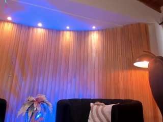 alyssadean live webcam show