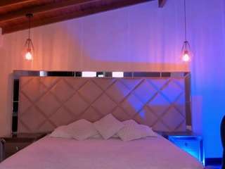 alyssadean live webcam show