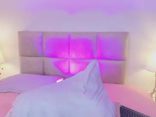 MarianneFox's Live Sex Cam Show