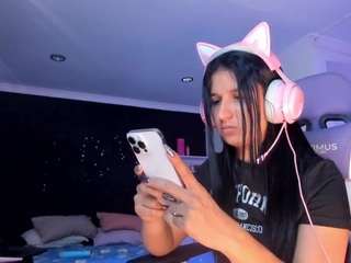 Luna live cam preview