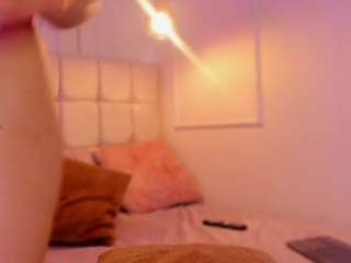 crystal-watson live cam profile