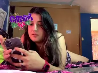 chanzaxxx's Live Sex Cam Show