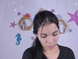 emily-parrker webcam model