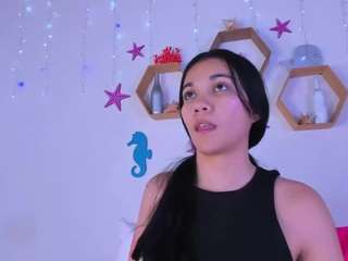 emily-parrker Live Webcam on CamSoda