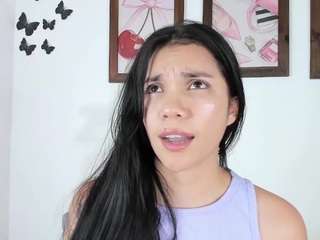 emily-parrker Live Webcam on CamSoda