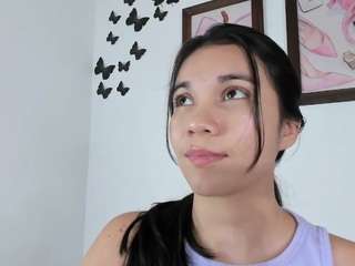 emily-parrker Live Webcam on CamSoda