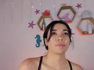 Emily-Parrker's Live Sex Cam Show