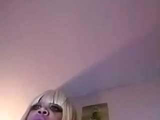 slipperychocolate23 webcam