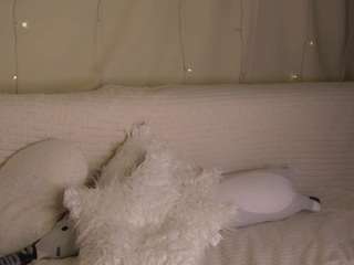 annybangs's CamSoda show and profile