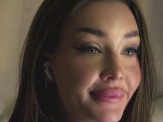 AnnyBangs live cam preview
