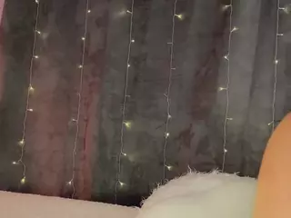 AnnyBangs's Live Sex Cam Show