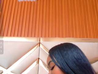 lilisantos Live Webcam on CamSoda