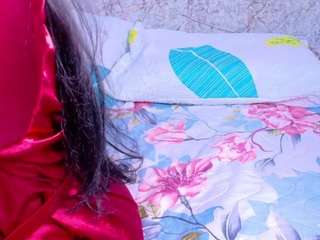 lilisantos's CamSoda show and profile