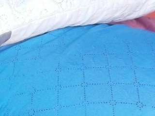 lilisantos's CamSoda show and profile