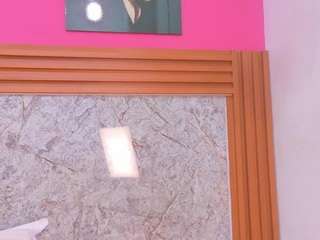 lilisantos live cam profile