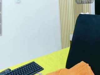 lilisantos live webcam show