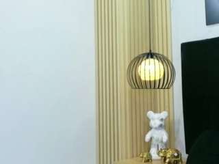 LILISANTOS live webcam show