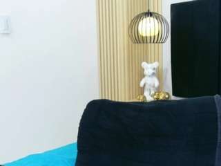 LILISANTOS live webcam show